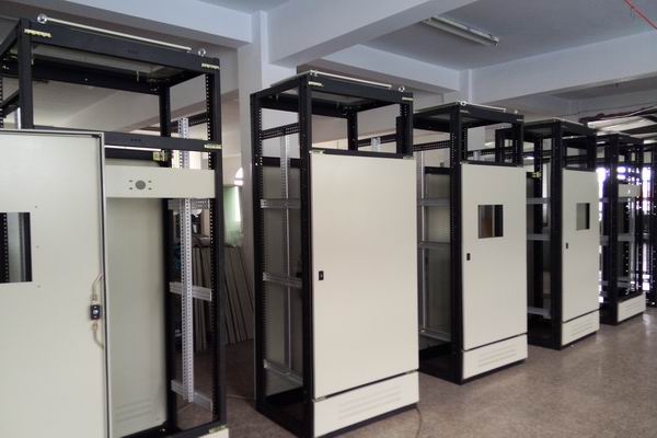 济水街道控制柜-3683厂家控制柜检修需要注意的